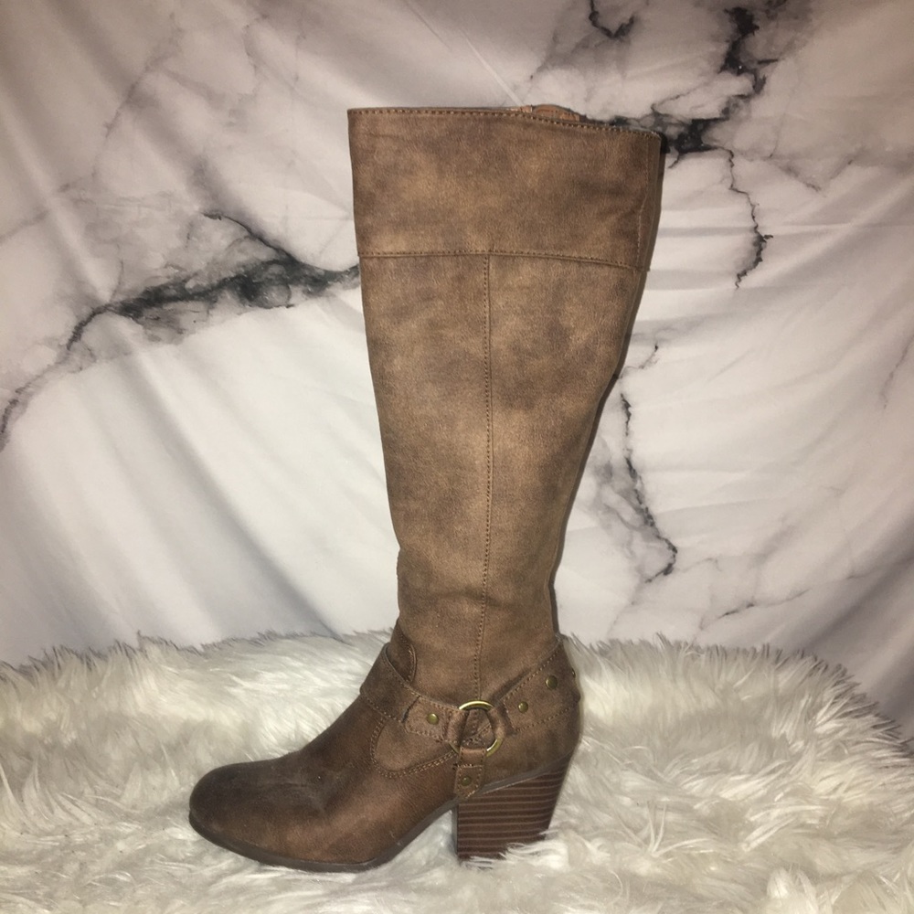 Heeled Brown Riding Boot - Picture 3 of 7